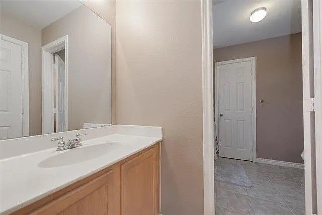 2713 Clubhouse Drive, Denton, TX 76210