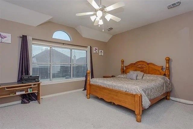 2713 Clubhouse Drive, Denton, TX 76210