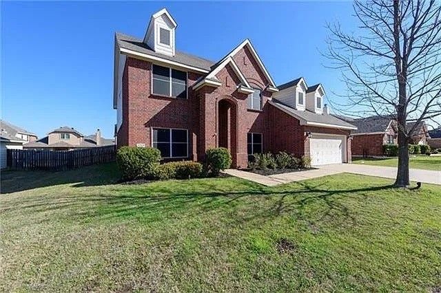 2713 Clubhouse Drive, Denton, TX 76210