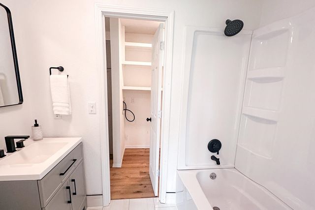 14 Woodland, Augusta, KS 67010