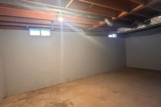 14 Woodland, Augusta, KS 67010