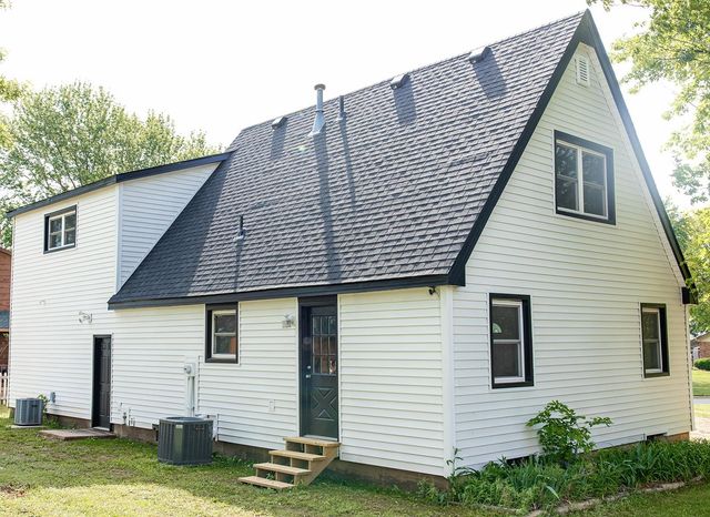 14 Woodland, Augusta, KS 67010
