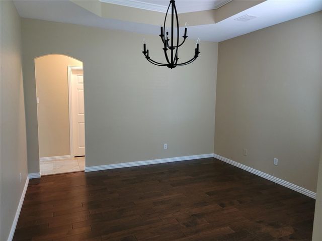 1404 Hummingbird Court, Crowley, TX 76036