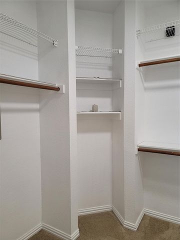 1404 Hummingbird Court, Crowley, TX 76036