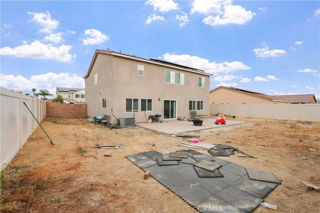 1355 Monument St., Hemet, CA 92543