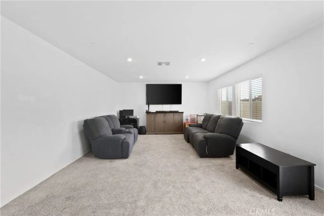 1355 Monument St., Hemet, CA 92543