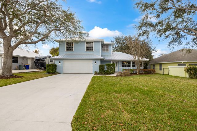 9325 SE Mercury Street, Hobe Sound, FL 33455