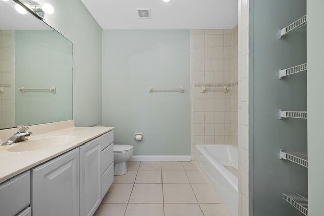 9325 SE Mercury Street, Hobe Sound, FL 33455