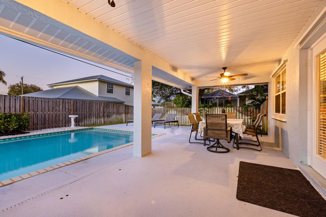 9325 SE Mercury Street, Hobe Sound, FL 33455