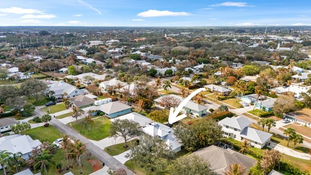 9325 SE Mercury Street, Hobe Sound, FL 33455