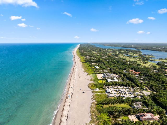 9325 SE Mercury Street, Hobe Sound, FL 33455