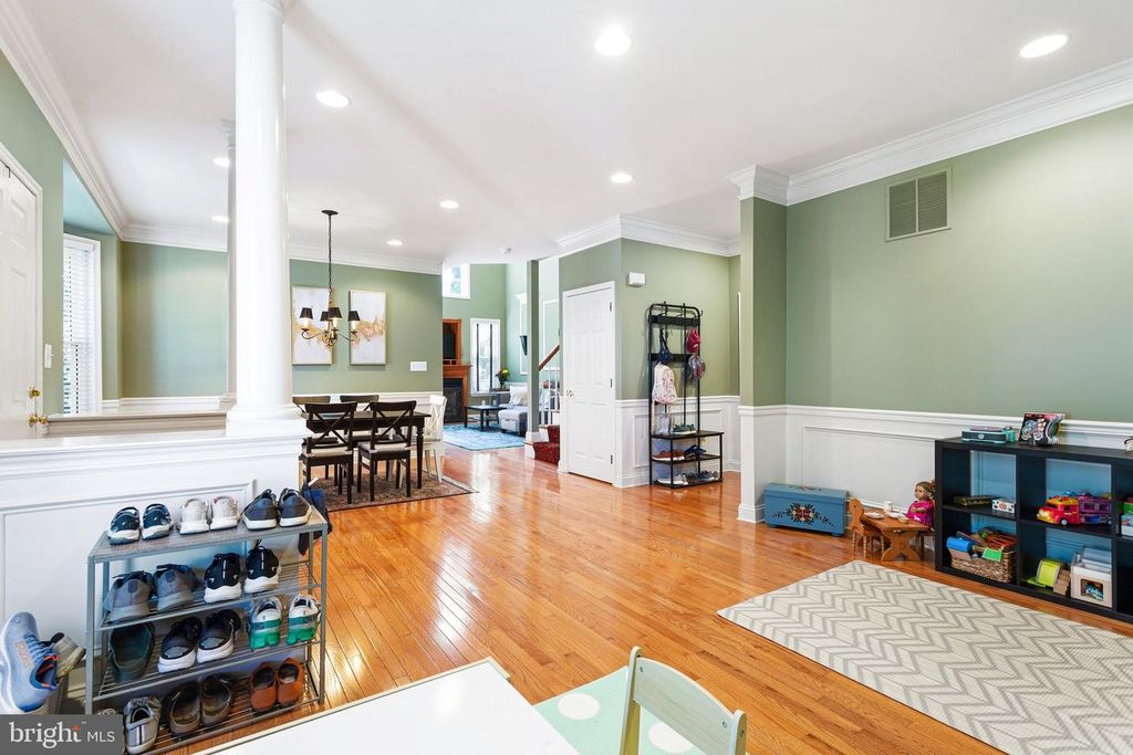 70 LONGVIEW LN, NEWTOWN SQUARE, PA 19073 — photo 4