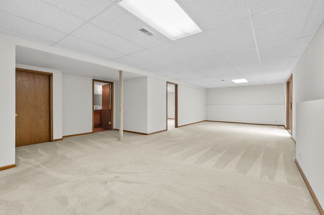 52135 Nancy Lane, Three Rivers, MI 49093