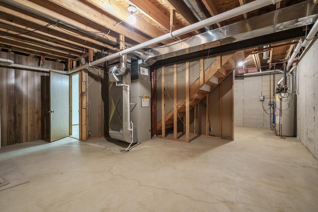 52135 Nancy Lane, Three Rivers, MI 49093