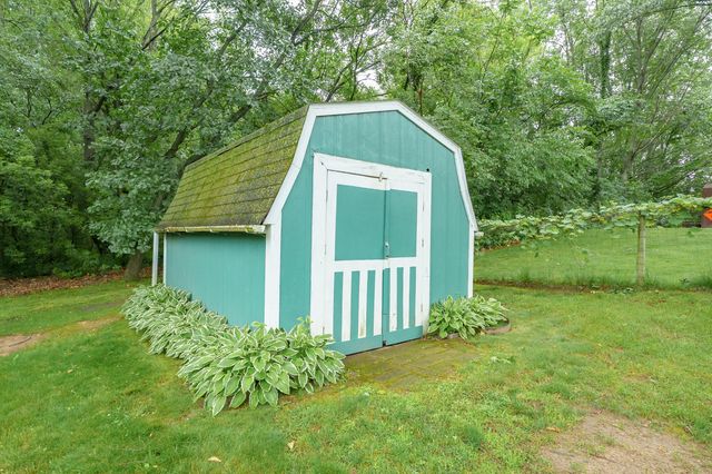 52135 Nancy Lane, Three Rivers, MI 49093
