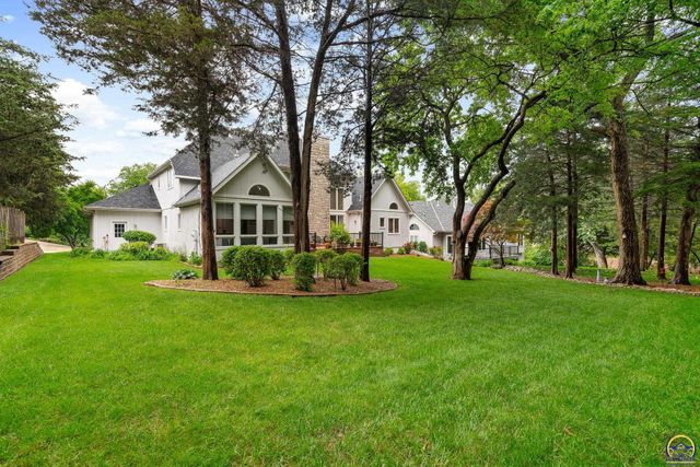 5319 SW 40th Ter, Topeka, KS 66610