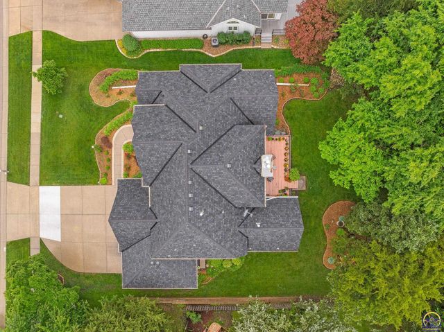 5319 SW 40th Ter, Topeka, KS 66610