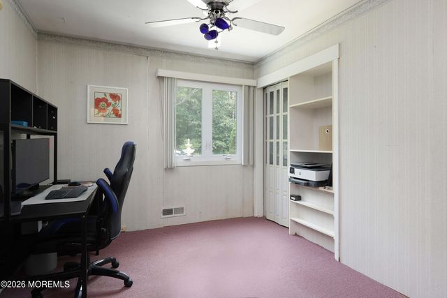 102 Stratford Road, Tinton Falls, NJ 07724