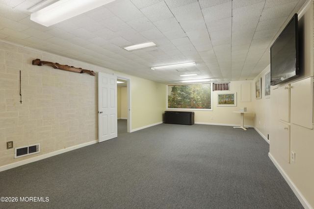 102 Stratford Road, Tinton Falls, NJ 07724
