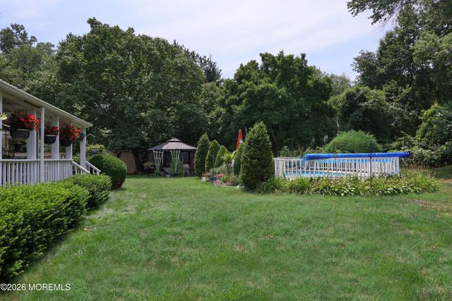 102 Stratford Road, Tinton Falls, NJ 07724