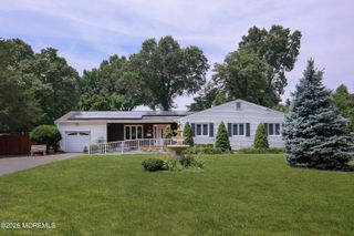 102 Stratford Road, Tinton Falls, NJ 07724