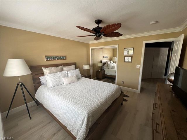 1095 Partridge CIR 201, Naples, FL 34104