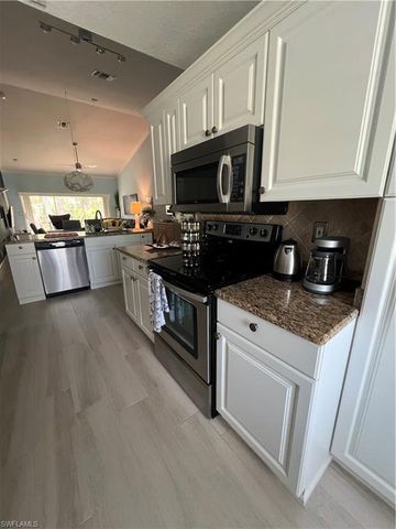 1095 Partridge CIR 201, Naples, FL 34104
