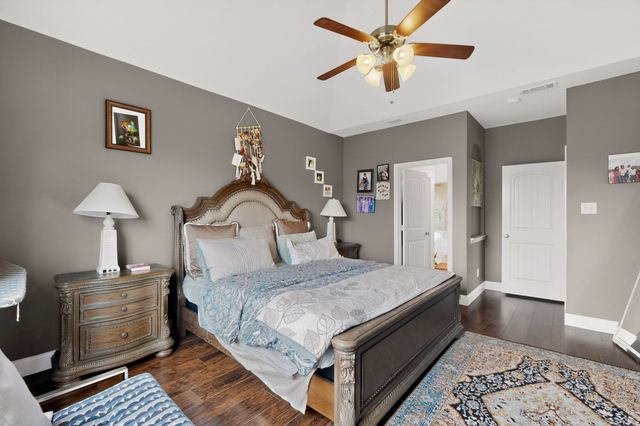 2345 Fountain Gate Drive, Little Elm, TX 75068