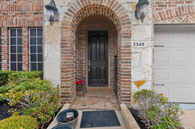 2345 Fountain Gate Drive, Little Elm, TX 75068