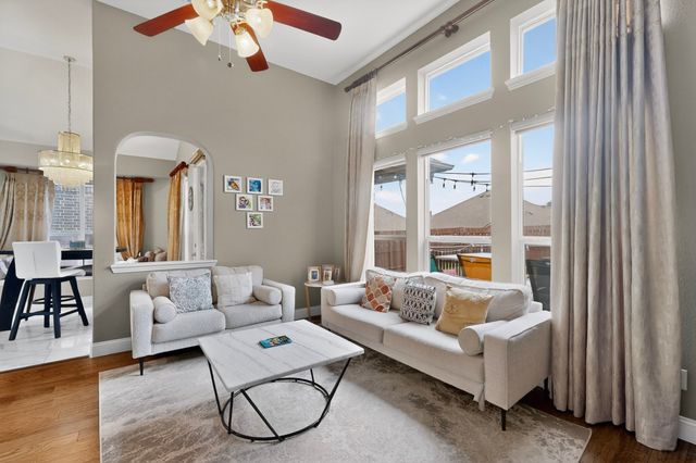 2345 Fountain Gate Drive, Little Elm, TX 75068