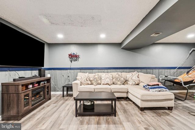 12733 HILLMEADE STATION DR, Bowie, MD 20720