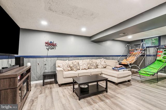 12733 HILLMEADE STATION DR, Bowie, MD 20720