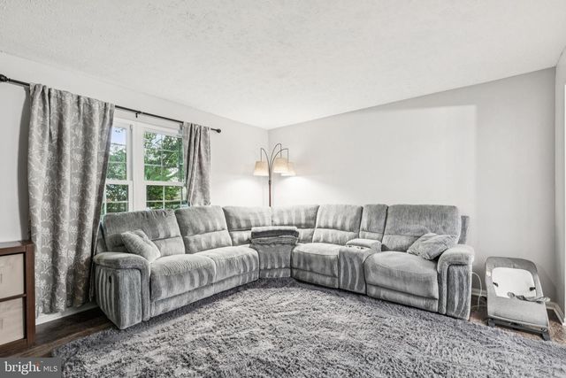 12733 HILLMEADE STATION DR, Bowie, MD 20720