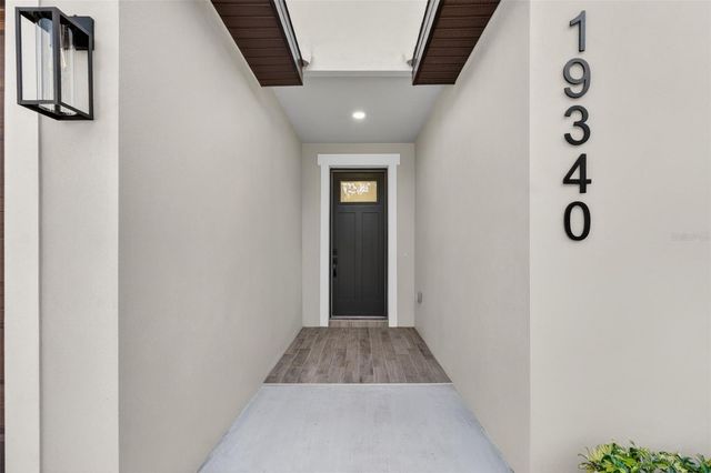 19340 CENTER STREET, Brooksville, FL 34601