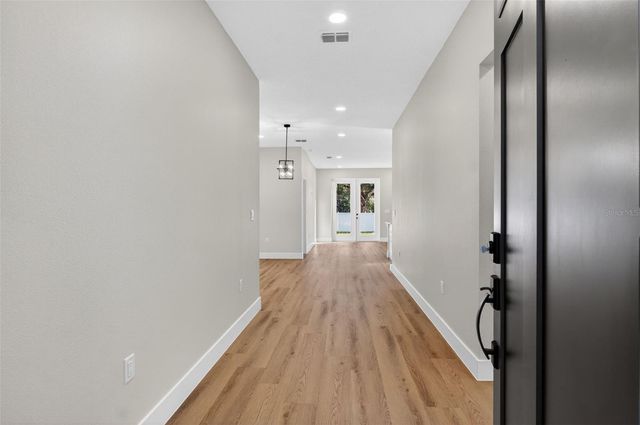 19340 CENTER STREET, Brooksville, FL 34601