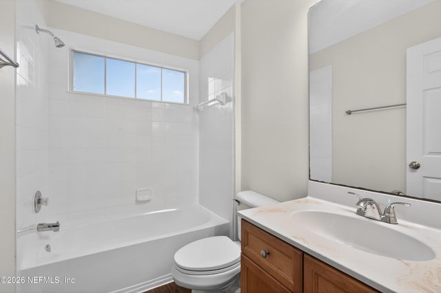 6251 DEVONHURST Drive, Jacksonville, FL 32258