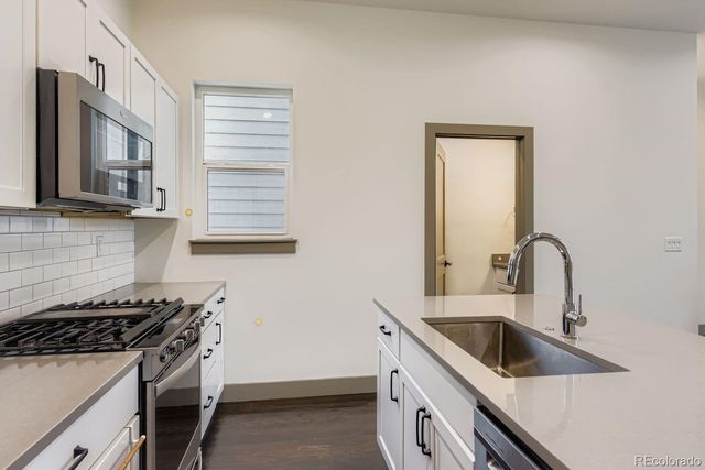1280 E Hampden Avenue B, Englewood, CO 80113