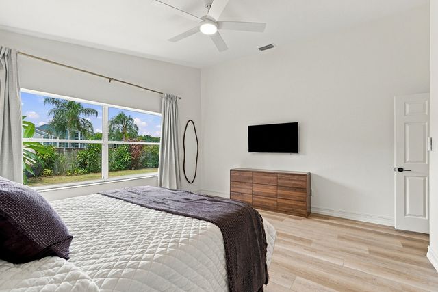 4969 BROADSTONE Circle, West Palm Beach, FL 33417