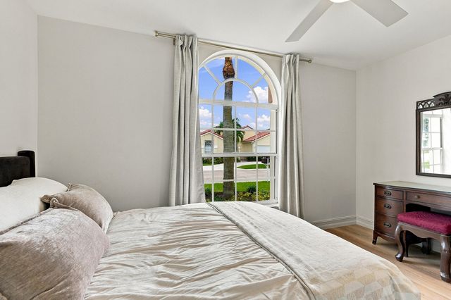 4969 BROADSTONE Circle, West Palm Beach, FL 33417