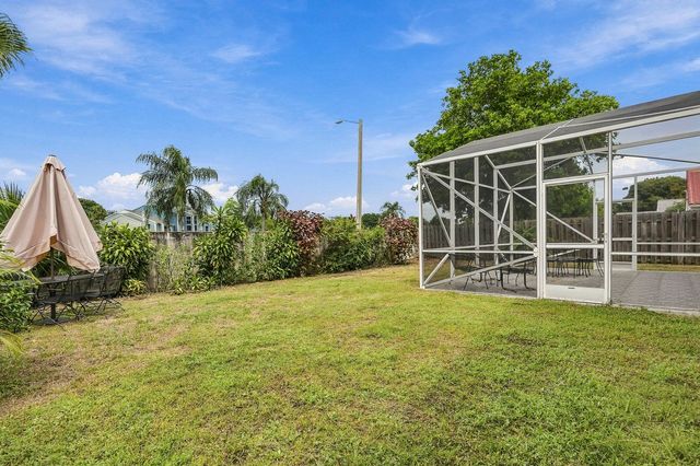 4969 BROADSTONE Circle, West Palm Beach, FL 33417