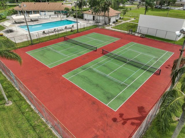 4969 BROADSTONE Circle, West Palm Beach, FL 33417