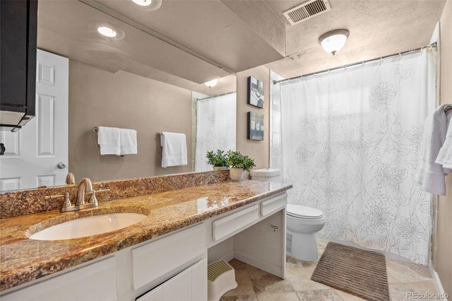 11895 E Louisiana Avenue, Aurora, CO 80012