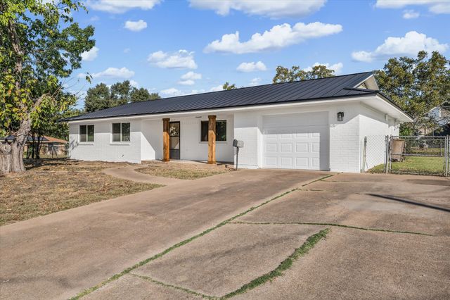 217 Shady Street, Marlin, TX 76661