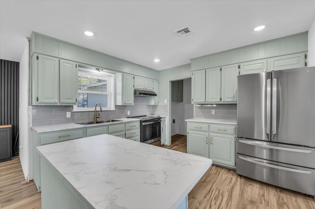 217 Shady Street, Marlin, TX 76661