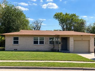 1526 Hillcrest Street, Mesquite, TX 75149