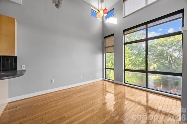 514 W 10th Street 403, Charlotte, NC 28202