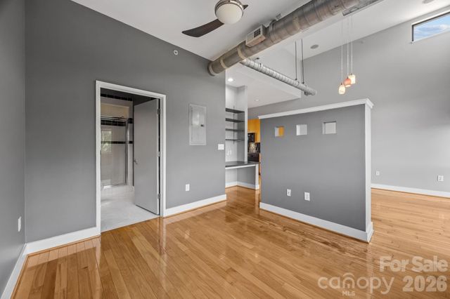 514 W 10th Street 403, Charlotte, NC 28202