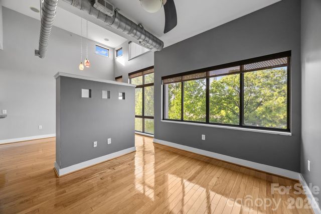 514 W 10th Street 403, Charlotte, NC 28202