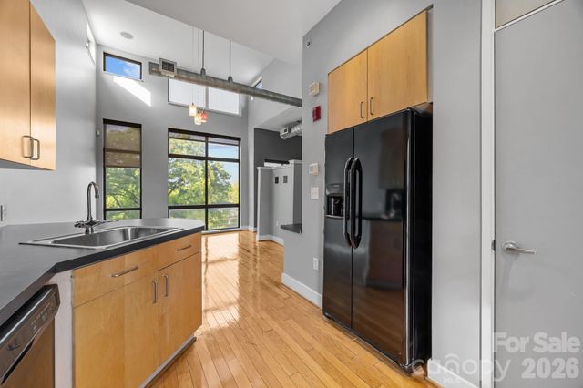 514 W 10th Street 403, Charlotte, NC 28202