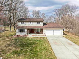 1575 Scully Road, Mt Pleasant, MI 48858